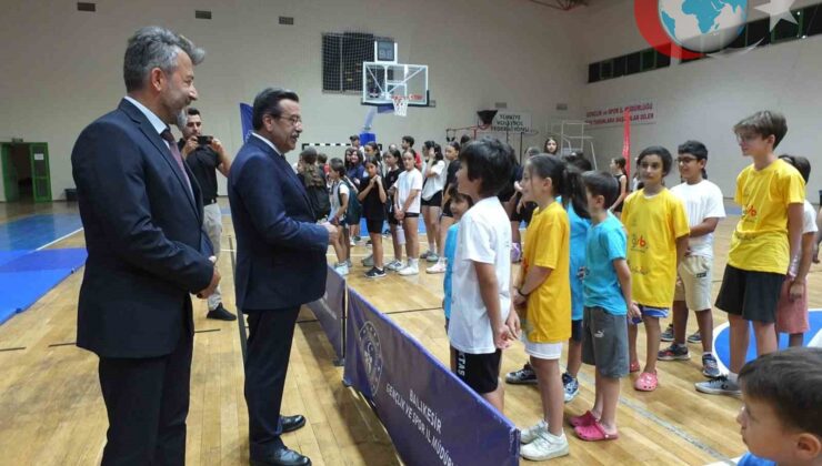 Burhaniye’de Gençlik Spor Rüzgarı: Yaz Spor Okulları Coşkuyla Başladı