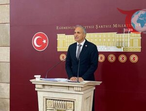 CHP’li Suat Özçağdaş’tan Milli Eğitim Bakanlığı’na Sert Eleştiriler