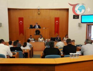 Düzce Belediye Meclisi’nde Önemli Kararlar: Tüm Gözler Ulaşım ve Mali Düzenlemelerde