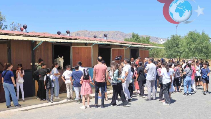 Elazığ Belediyesi Yaz Okullarından Öğrencilere Kültürel ve Tarihi Keşif