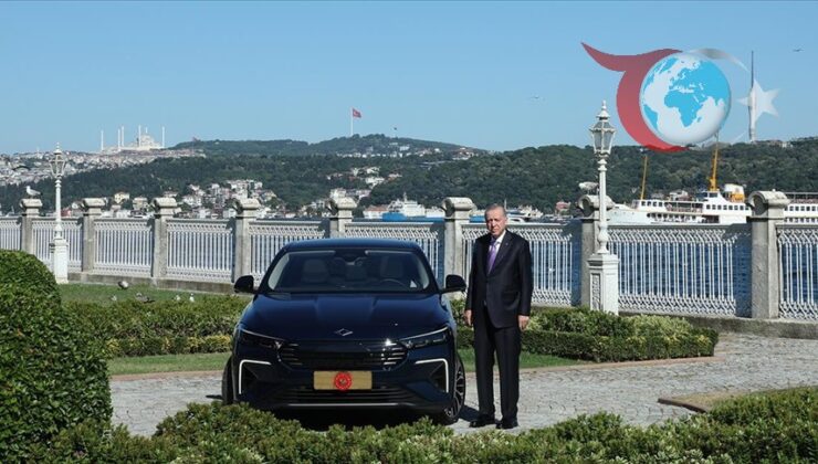 Erdoğan, İstanbul’da Togg T10F Sedan Modelini Test Etti
