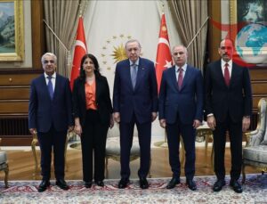 Erdoğan’dan DEM Parti Heyetine Sıcak Kabul: Külliye’de Kritik Görüşme