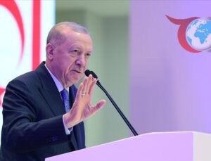 Erdoğan’dan Lefkoşa’da Tarihi Mesaj: Kıbrıs Türkleri Asla Yalnız Değil!