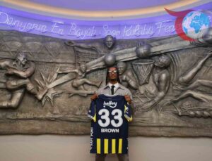 Fenerbahçe’den Archie Brown Transferi: İngiliz Sol Bekle Anlaşma Sağlandı