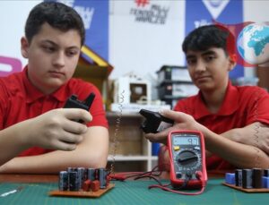 Genç Zihinlerden Enerji Devrimi: Elektromanyetik Alanları Enerjiye Dönüştüren Proje