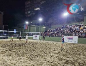 Gölcük Belediyesi’nin Plaj Voleybolu Turnuvası Renkli Anlarla Sona Erdi