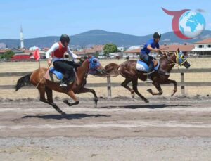 Gölcük’te Nefes Kesen Geleneksel Rahvan At Yarışları: Kazananlar Belli Oldu!