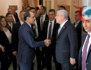 İbrahim Kalın ve Müsavat Dervişoğlu’ndan Terörsüz Türkiye Görüşmesi