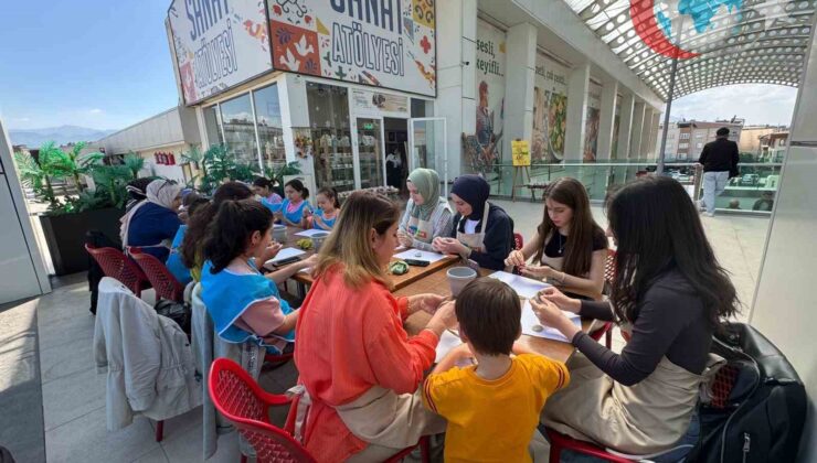 İnegöl AVM’de Sanat ve El Becerileriyle Dolu Bir Temmuz