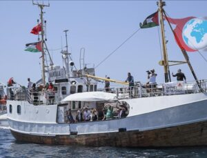 İsrail’in Hanzala Gemisine Müdahalesi: Aktivistler Gözaltında ve Açlık Grevinde