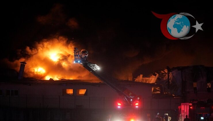İstanbul’da Plastik Fabrikasında Korkutan Yangın