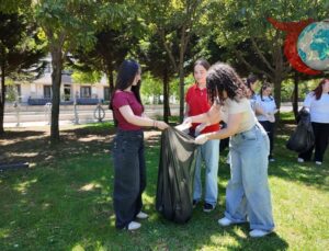 Kartepe’de Gençler için Unutulmaz Kamp Deneyimi