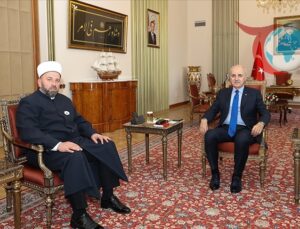 Kurtulmuş, Fejzic’i Resmi Makamında Ağırladı