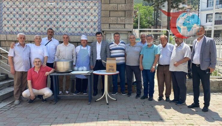 Kütahya’da Aşure Etkinliği: Mahalle Sakinleri Birlik ve Beraberlik İçin Buluştu