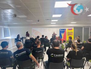 Kuyucak’ta Jandarmadan İşçilere Aile İçi Şiddet Eğitimi