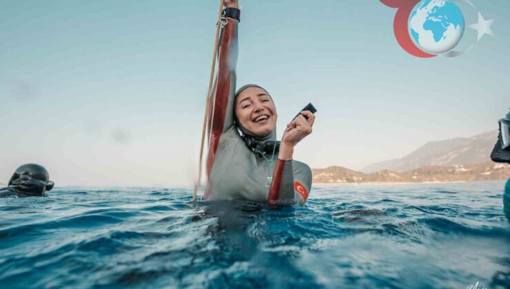 Şahika Ercümen Antalya’da Altın Madalyaları Topladı