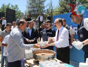 Siirt Valisi Kemal Kızılkaya, Mahalle Buluşmalarıyla Vatandaşların Nabzını Tutuyor