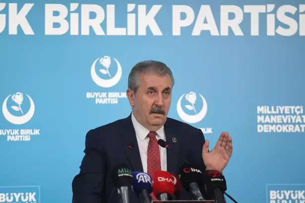 Srebrenitsa Soykırımının 30. Yılında Acı Devam Ediyor