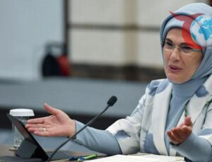 Srebrenitsa’nın Yıl Dönümünde İnsanlık Onuru İçin Mücadele