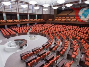 TBMM Yaz Tatiline Ara Veriyor