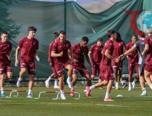 Trabzonspor’un Yüksek İrtifa Kampı: Erzurum’da Pas ve Taktik Çalışmalarıyla Yeni Sezon Hazırlıkları