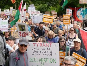 Trump’ın İskoçya Ziyareti ve Gazze Protestoları