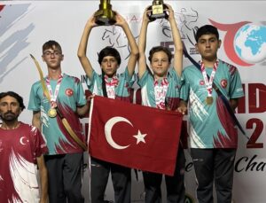 Türkiye Geleneksel Atlı Okçuluk Takımı Endonezya’da Gümüş Madalya Kazandı