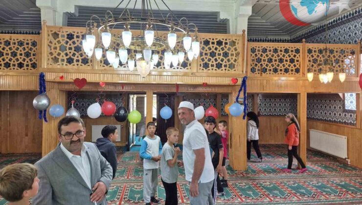 Yaz Kur’an Kursları Akyaka’da Minikleri Karşılıyor