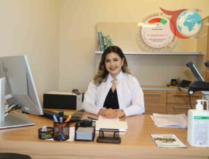 Yaz Sıcaklarında Sağlıklı Kalmanın Yolları: Su Tüketimine Dikkat