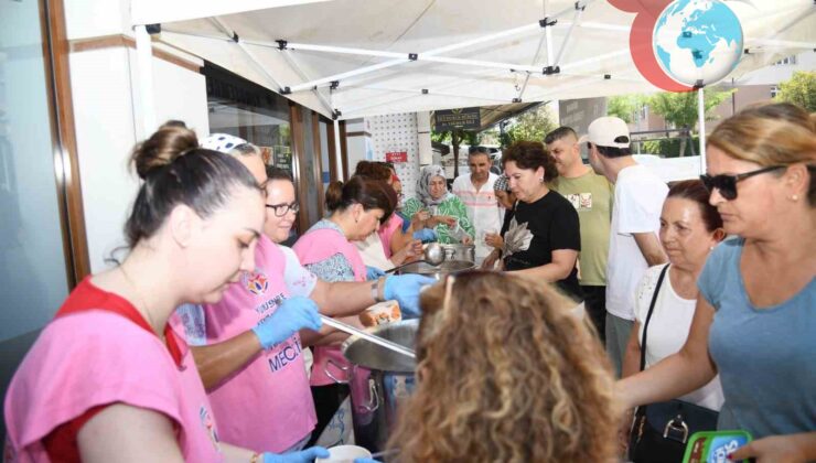 Yunusemre Kadın Meclisi’nden Muharrem Ayında Anlamlı Aşure Etkinliği