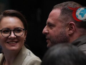 Zelenskiy’den Ukrayna Hükümetinde Yeniden Yapılanma Sinyali