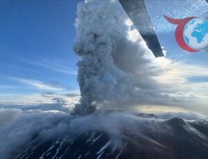 1550 Yıl Sonra Yeniden Uyandı: Krasheninnikov Yanardağı’nın İlk Patlaması