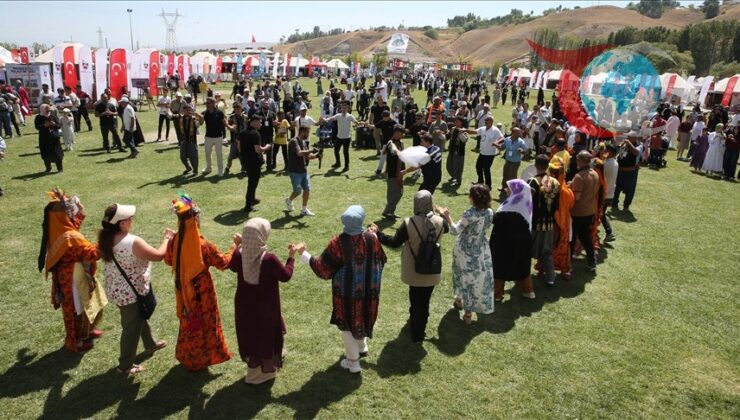 Ahlat Millet Bahçesi’nde Malazgirt Zaferi Coşkusu