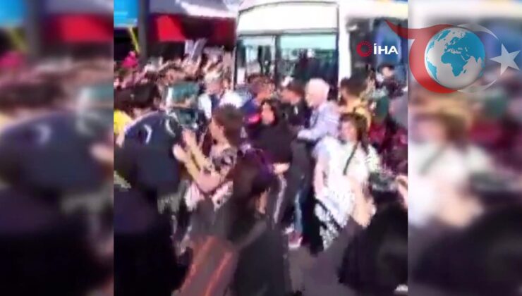 Arjantin Devlet Başkanı Milei’nin Konvoyuna Taşlı Saldırı Şoku