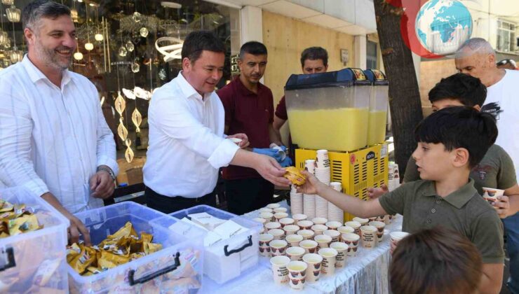 Başkan Erkan Aydın’dan Mahalle Ziyaretlerinde Vatandaşla Samimi Buluşma