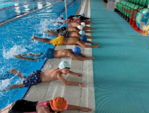 Bozdoğan’da Yüzme Bilmeyen Çocuk Kalmayacak