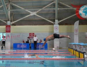 Burdur’da “Yüzme Bilmeyen Kalmasın” Projesi ile 35 Bin Kişiye Yüzme Eğitimi