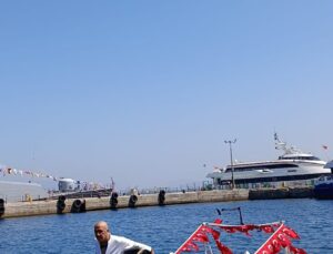 Denizde Büyüleyici Gösteri: Seyitonbaşı Anma Etkinlikleri