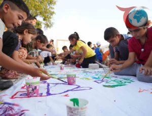 Diyarbakır’da Çocuklar İçin Renkli Köy Şenlikleri Başladı