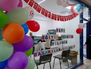 Düzce Belediyesi’nden Eğitime Büyük Destek: 2 Bin Kırtasiye Çeki Dağıtıldı