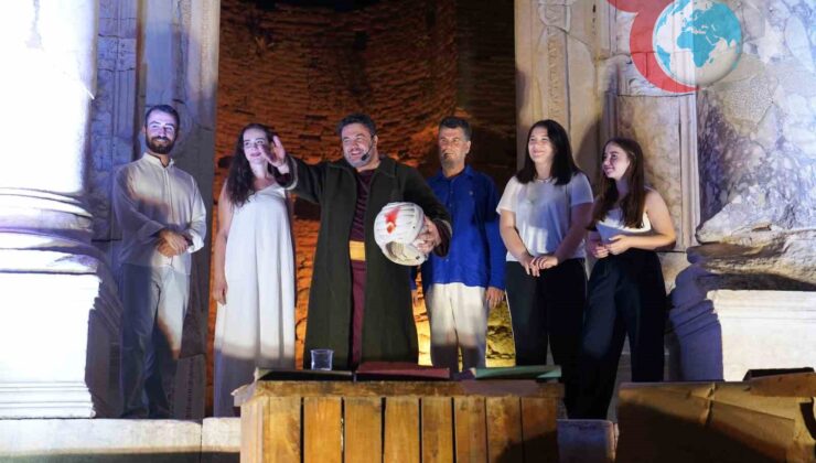 Efes Tiyatro Günleri: Tarihin Sanatla Buluştuğu Büyüleyici Gece