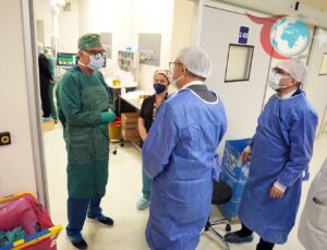 Ege Üniversitesi Hastanesi’nde Yeni Ameliyathane Hizmete Girdi