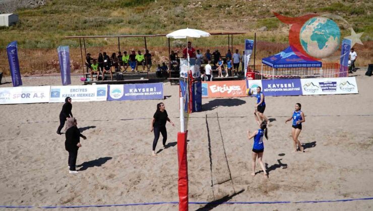 Erciyes’teki En Havalı Plaj Voleybol Turnuvası Nefes Kesti
