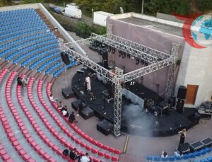 Ereğli’de Tarihi Acheron Amfi Tiyatro’da Unutulmaz Konser Gecesi