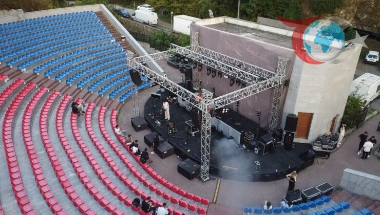 Ereğli’de Tarihi Acheron Amfi Tiyatro’da Unutulmaz Konser Gecesi