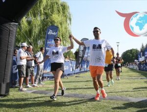 Eskişehir Yarı Maratonu’nda Büyük Heyecan: Zafer ve Rekabet Dolu Bir Gün