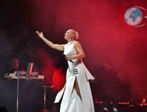 Eşsiz Bir Gökyüzü Etkinliği: LongozFest 2025 Funda Arar Konseriyle Final Yaptı