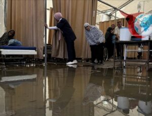 Gazze’deki Hastane Kanalizasyon Sorunu Nedeniyle Tehdit Altında
