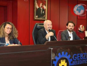Gebze Belediyesi’nde Kadro Düzenlemesi: Ağustos Ayı Meclis Toplantısı Sonuçları