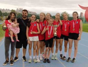 Gölcüklü Atletlerden Konya’da Tarihi Başarı